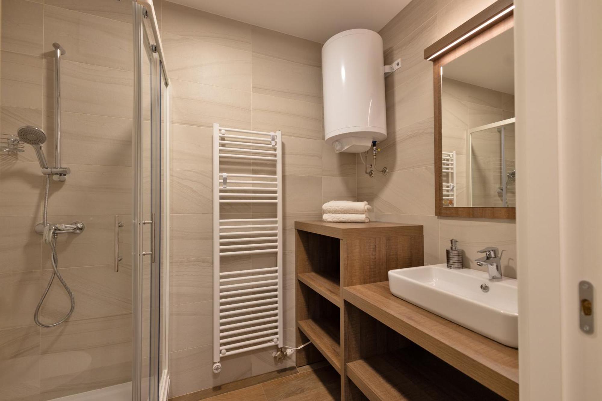 Apartmaji "La Vie Est Belle" ครานสกา โกรา ภายนอก รูปภาพ